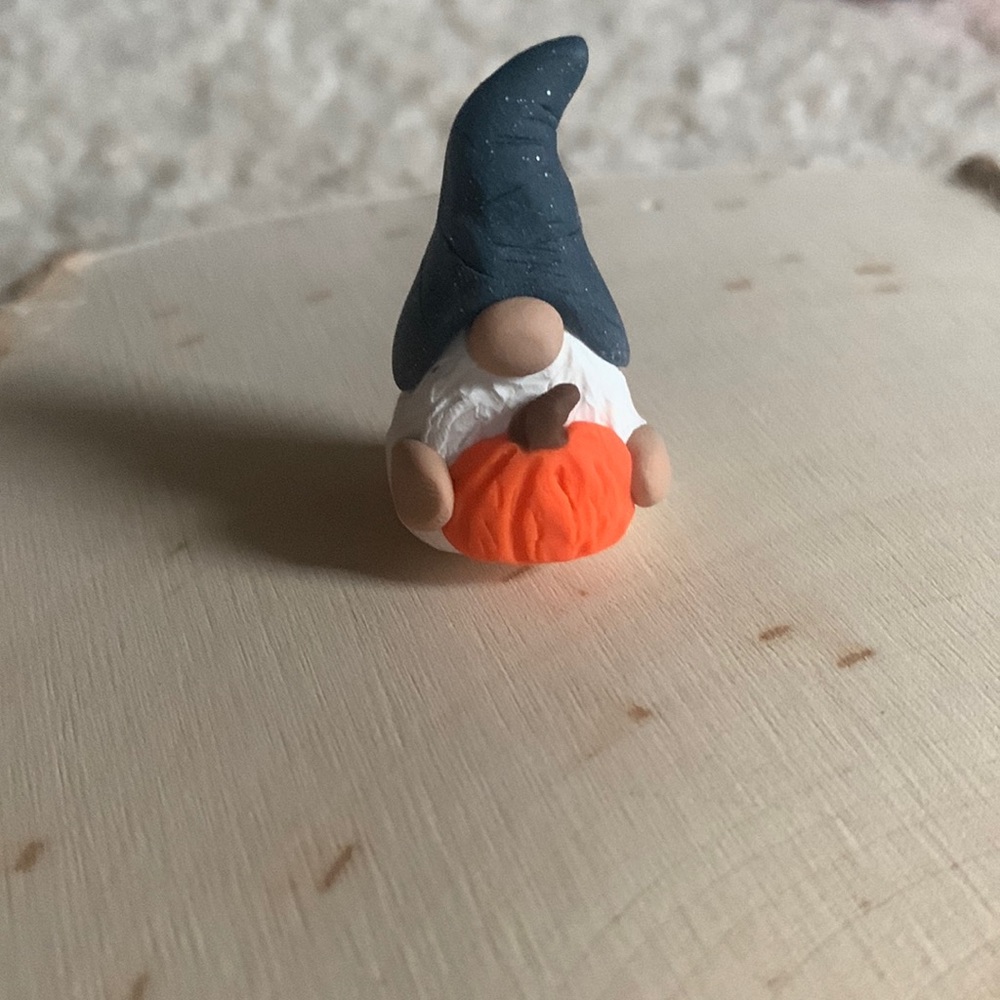 Clay fall gnome